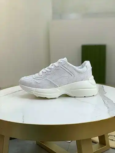 Código de modelo de pareja GUCCI: 0223C80 Talla: código femenino 34-41 código masculino 38-46 (hembr