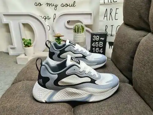 Se lanza oficialmente el modelo de marca compartida Adidas Alphabounce edge xtFT CNY de nivel corpor