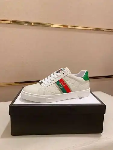 Zapatos de hombre GUCCI Código: 0314B50 Talla: 38-44