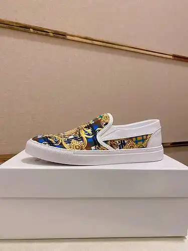 Zapatos de hombre Versace Código: 0228B10 Talla: 38-44