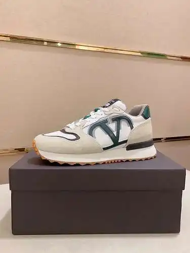 Zapatos de hombre Valentino Código: 0228C00 Talla: 39-45 (45 personalizados)