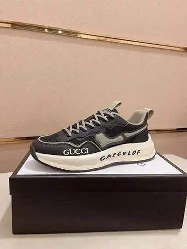 Zapatos de hombre GUCCI Código: 0313B60 Talla: 38-44