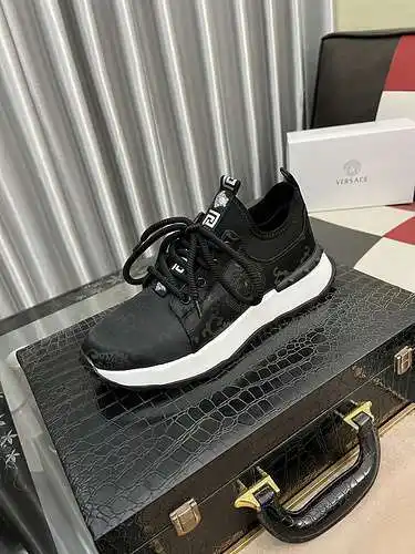 Zapatos de hombre Versace Código: 0310B60 Talla: 38-44