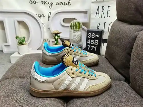 771DAdidas originals Busenitz Vulc adidas Casi 70 años de originales clásicos hechos de gamuza origi