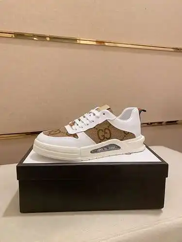 Zapatos de hombre GUCCI Código: 0314B40 Talla: 38-44