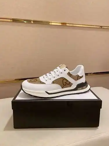 Zapatos de hombre GUCCI Código: 0314B40 Talla: 38-44
