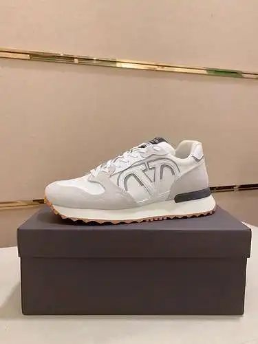 Zapatos de hombre Valentino Código: 0228C00 Talla: 39-45 (45 personalizados)