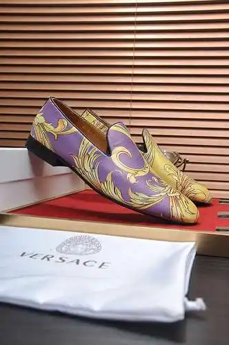 Zapatos de hombre Versace Código: 0312B60 Talla: 38 a 44 (45 y 46 se pueden personalizar y no se pue