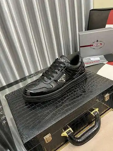 Prada Men's Shoes Code: 0302B90 Size: 38-44