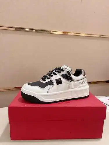 Zapatos Valentino para hombre y mujer Código: 0313D00 Talla: 35-45 (45 se puede personalizar)