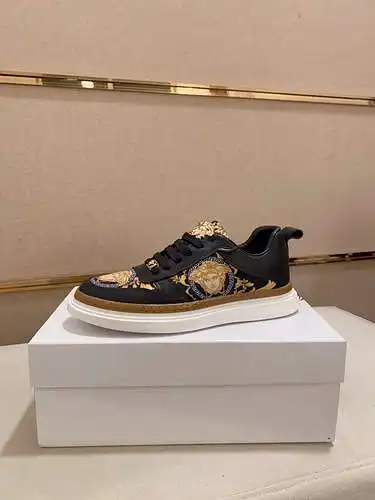 Zapatos de hombre Versace Código: 0314B40 Talla: 38-44