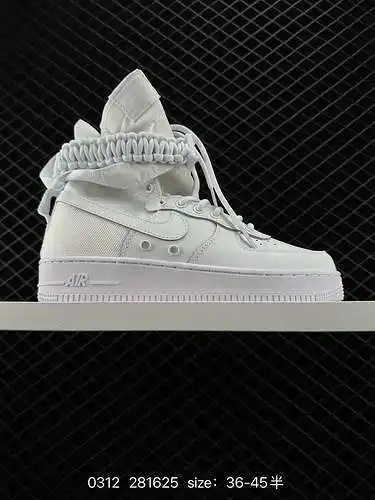 2 Air Force SF-AF Black Air Force versión con cremallera alta, correas gruesas, cordones envueltos, 