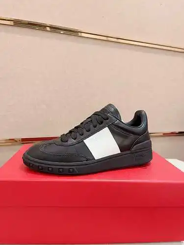 Zapatos Valentino para hombre y mujer Código: 0314B60 Talla: 35-45 (se puede personalizar a 45, no r