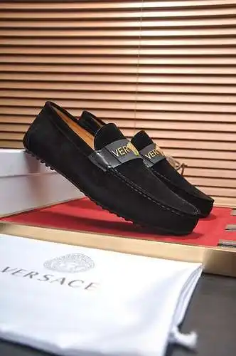 Zapatos de hombre Versace Código: 0312B90 Talla: 38 al 44 (el 45 se puede personalizar y no se puede