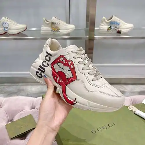 Zapatos GUCCI para hombre y mujer Código: 0306D30 Talla: Talla de mujer: 35-40 (34, la personalizaci
