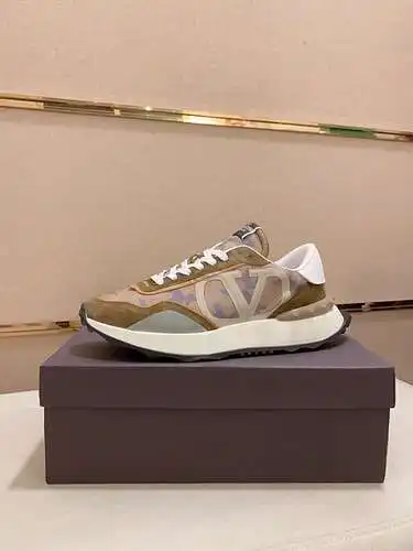 Zapatos de hombre Valentino Código: 0313C20 Talla: 39-44 (se puede personalizar a 45.46.)