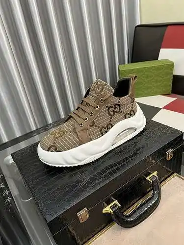 Zapatos de hombre GUCCI Código: 0310B40 Talla: 38-44