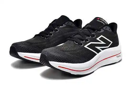 Zapatillas para correr REBEL V3