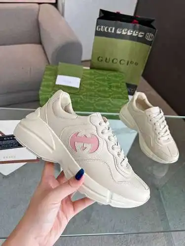 Zapatos GUCCI para hombre y mujer Código: 0306D30 Talla: Talla de mujer: 35-40 (34, la personalizaci