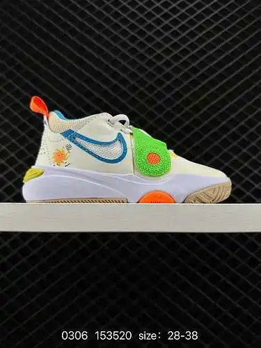 Los zapatos deportivos para niños pequeños Nike/Nike Nike Team Hustle D (PS) pueden ayudar a los más