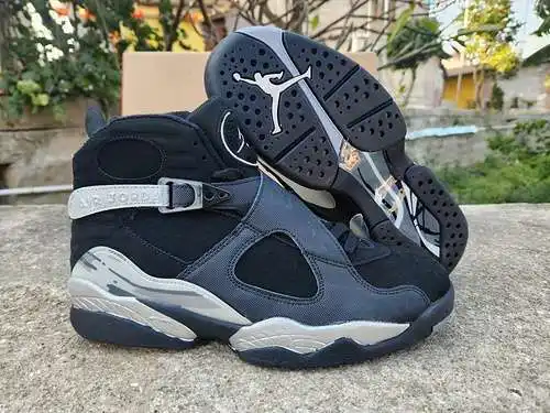 AIR JORDAN8 jordandan8 generación negro rojo y negro plata 40---47