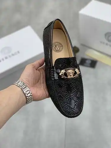 Zapatos de hombre Versace Código: 0307B20 Talla: 38-44 (45 personalizados)