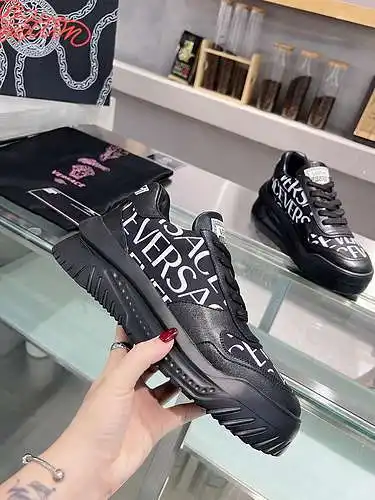 Zapatos de hombre Versace Código: 0318C40 Talla: Talla de hombre 39-46