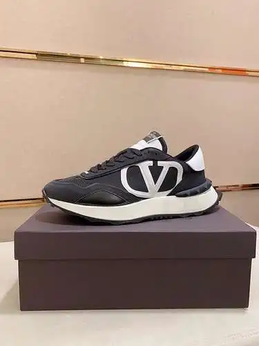 Zapatos Valentino para hombre y mujer Código: 0313C20 Talla: 36-44 (se puede personalizar a 45.46.)