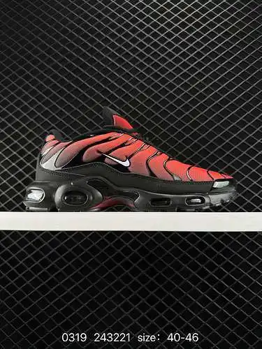 Nike/Nike Nike Air Max Plus es un representante del calzado alternativo de Nike. TN nació en 1996. E