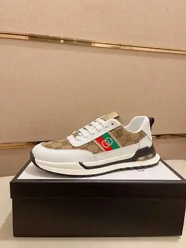 Zapatos de hombre GUCCI Código: 0313B40 Talla: 38-44