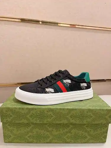 Zapatos de hombre GUCCI Código: 0314B40 Talla: 38-44