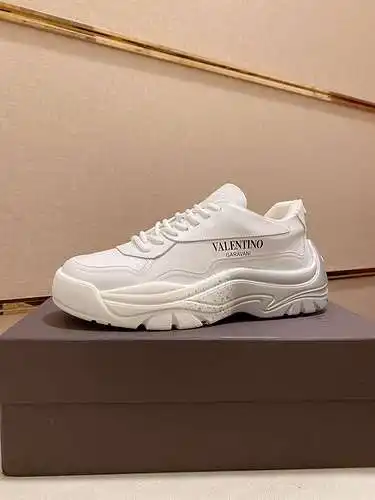 Zapatos de hombre Valentino Código: 0313C40 Talla: 38--44 (45 se pueden personalizar)