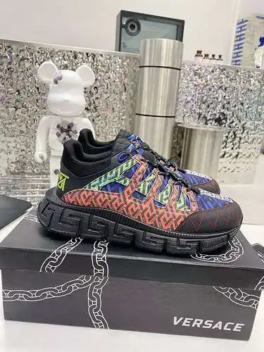 Zapatos Versace para hombre y mujer Código: 0309C80 Talla: 35-46 (personalizado a talla 46, no reemb