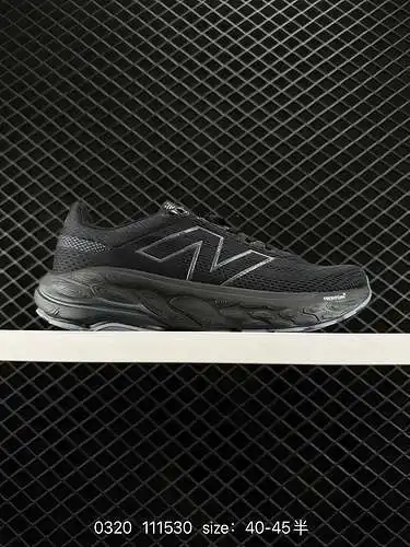 Los zapatos New Balance/New Balance para hombre están fabricados en medias tallas y utilizan una par