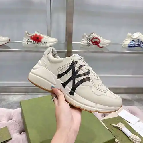 Zapatos GUCCI para hombre y mujer Código: 0306D30 Talla: Talla de mujer: 35-40 (34, la personalizaci