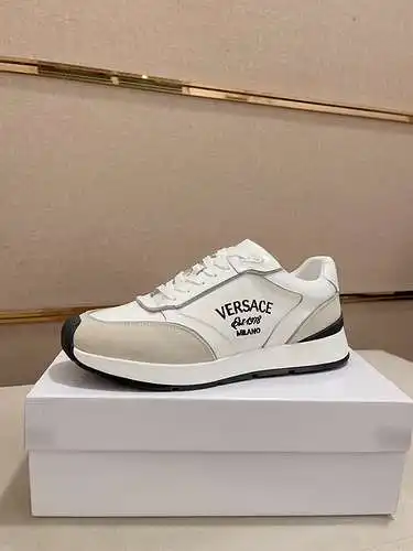 Zapatos de hombre Versace Código: 0314B80 Talla: 39-44 (se puede personalizar a 45, no reembolsable)