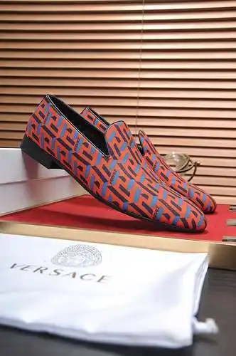 Zapatos de hombre Versace Código: 0312B60 Talla: 38 a 44 (45 y 46 se pueden personalizar y no se pue