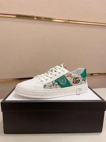 Zapatos de hombre GUCCI Código: 0314B40 Talla: 38-44