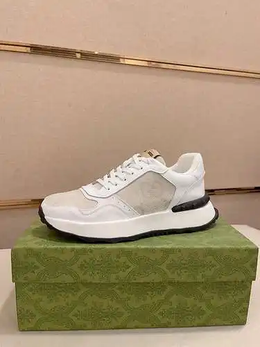 Zapatos de hombre GUCCI Código: 0313B60 Talla: 38-44