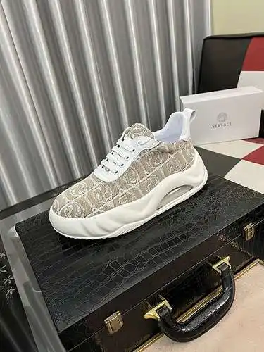 Zapatos de hombre Versace Código: 0310B40 Talla: 38-44