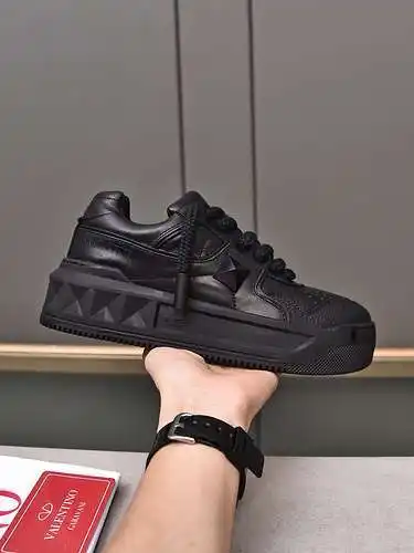 Zapatos Valentino para hombre y mujer Código: 0305C80 Talla: Mujer 35-40, Hombre 38-44 (45 46 person