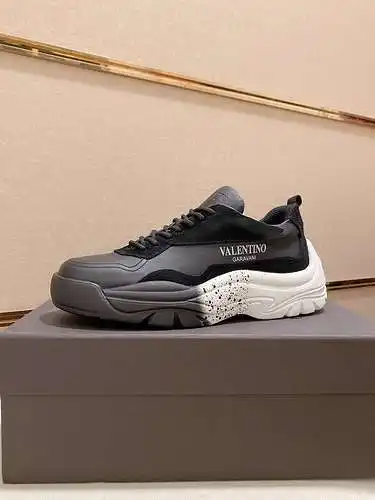 Zapatos de hombre Valentino Código: 0313C40 Talla: 38--44 (45 se pueden personalizar)