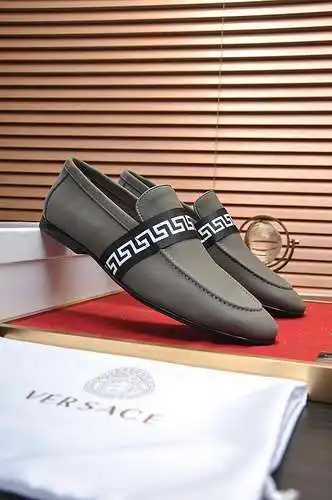 Zapatos de hombre Versace Código: 0312B90 Talla: 38 al 44 (el 45 se puede personalizar y no se puede