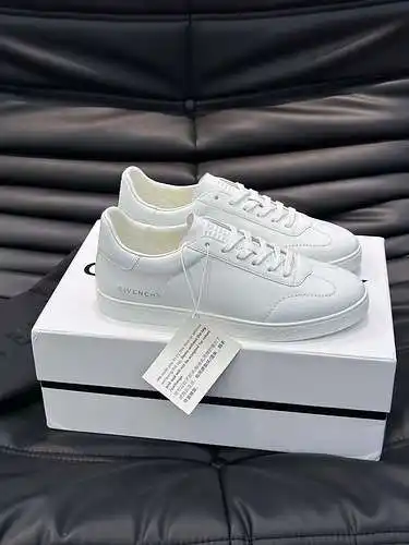 Zapatos de hombre Givenchy Código: 0223B40 Talla: 38-44 (45 personalizados)
