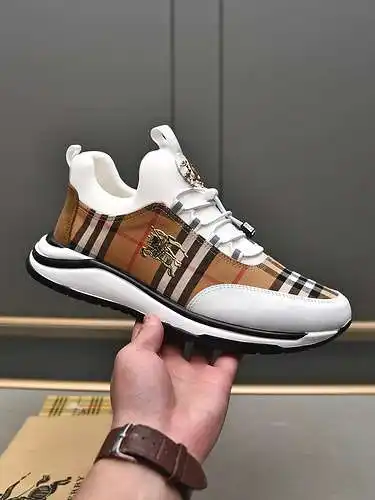 Zapatos de hombre Burberry Código: 0223B40 Talla: 38-44 (45 se puede personalizar)