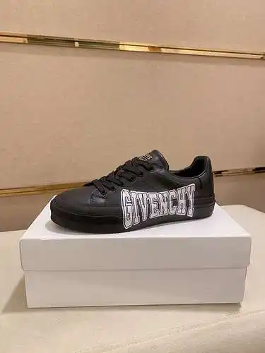 Zapatos de hombre Givenchy Código: 0228B40 Talla: 38-45 (45 personalizados)