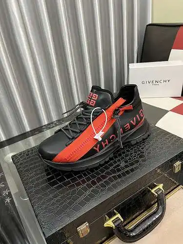 Zapatos de hombre Givenchy Código: 0310C10 Talla: 38-44