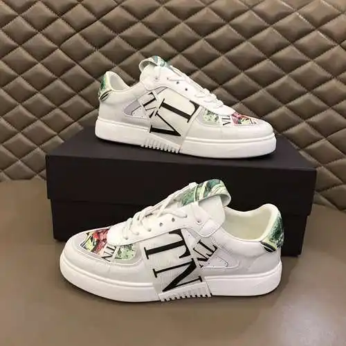 Zapatos de hombre Valentino Código: 0321B70 Talla: 38-44