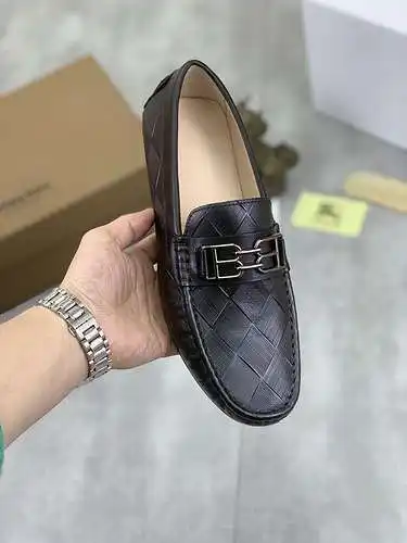 Zapatos de hombre Burberry Código: 0307B20 Talla: 38-44 (45 personalizados)