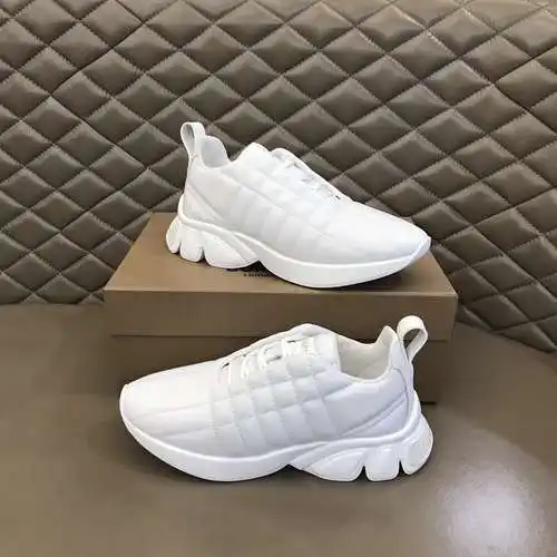 Zapatos de hombre Burberry Código: 0321B70 Talla: 38-44 (45 personalizados)